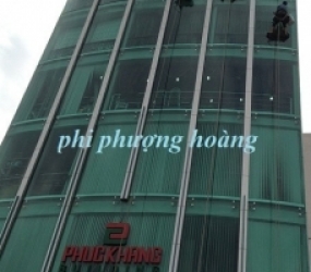 Lau kính văn phòng